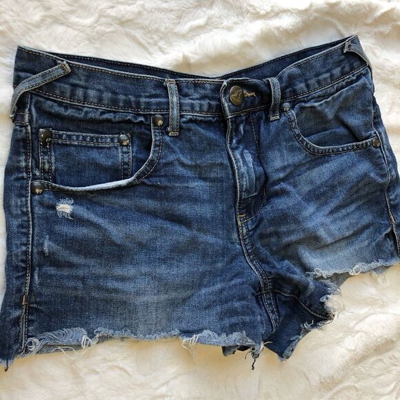 Free People Raw Hem Cut Off Shorts - Women’s 27 - Picture 4 of 5